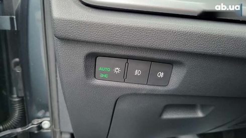 Skoda Octavia 2021 - фото 6
