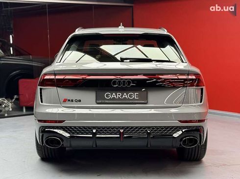 Audi RS Q8 2025 - фото 17