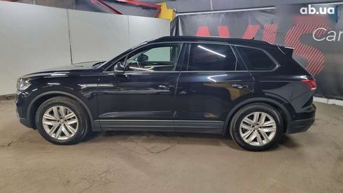 Volkswagen Touareg 2019 - фото 3
