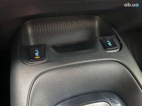 Toyota Corolla 2019 - фото 21