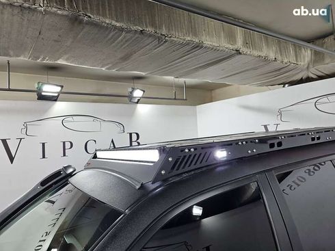 Toyota Land Cruiser Prado 2019 - фото 10