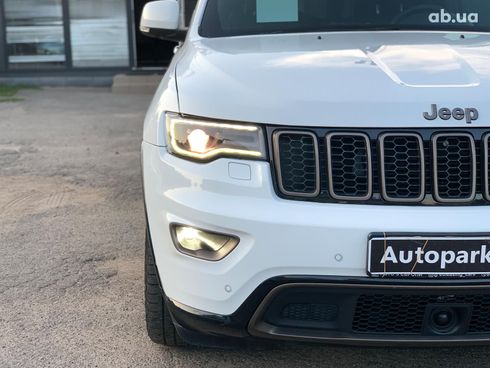 Jeep Grand Cherokee 2016 белый - фото 11
