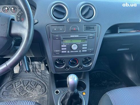 Ford Fusion 2011 белый - фото 25