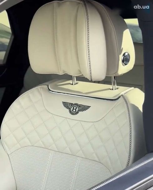Bentley Bentayga 2019 - фото 26