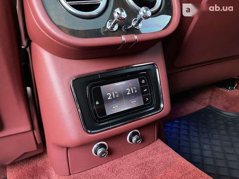 Bentley Bentayga 2017 - фото 26