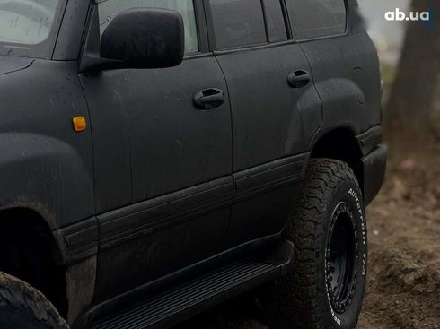 Toyota Land Cruiser 2004 - фото 6