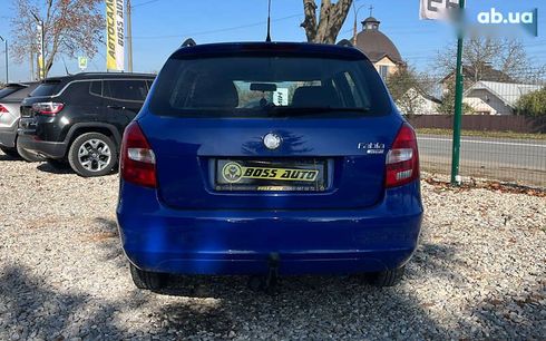 Skoda Fabia 2009 - фото 6