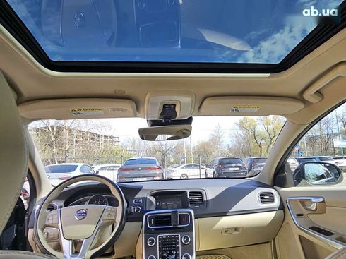 Volvo S60 2015 - фото 13
