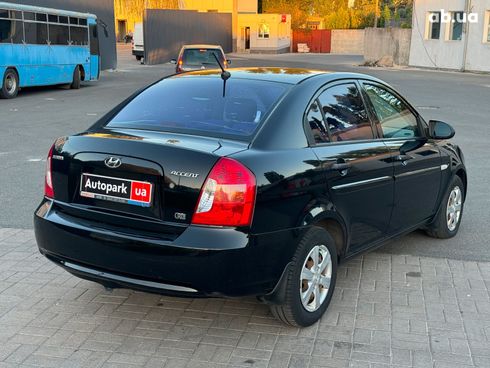 Hyundai Accent 2008 черный - фото 5