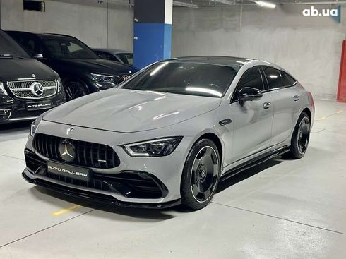 Mercedes-Benz AMG GT 4 2019 - фото 14