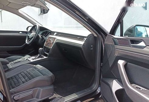 Volkswagen Passat 2021 - фото 19