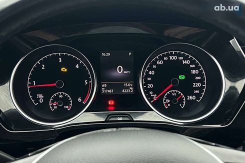 Volkswagen Touran 2015 - фото 13