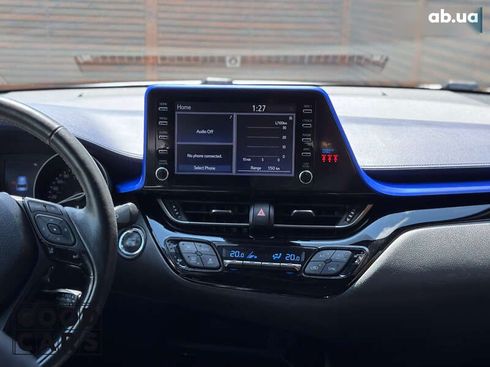 Toyota C-HR 2020 - фото 19