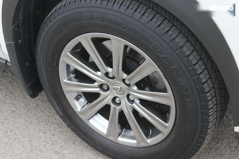 Lexus NX 2017 - фото 17