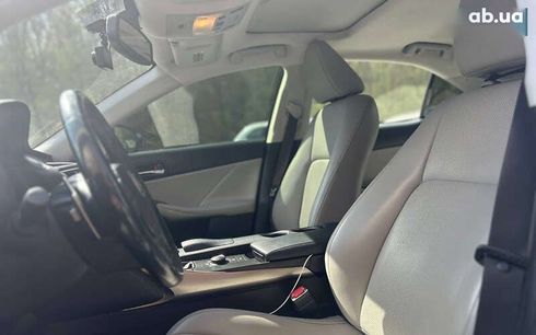 Lexus IS 2014 - фото 10