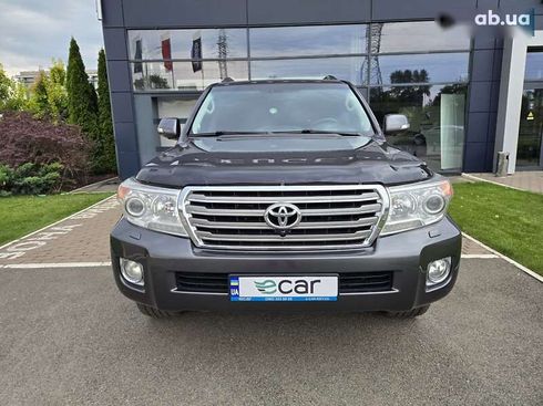 Toyota Land Cruiser 2012 - фото 4