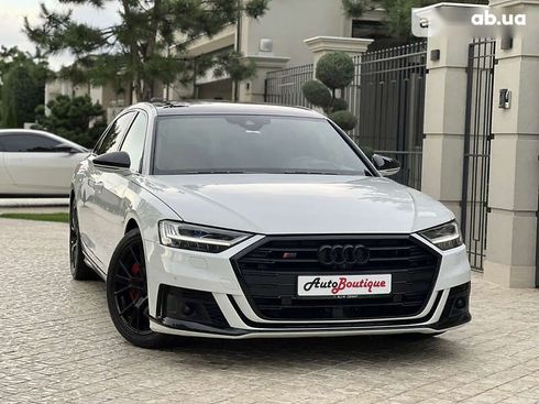 Audi S8 2020 - фото 27