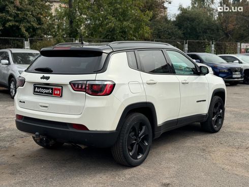 Jeep Compass 2019 белый - фото 6