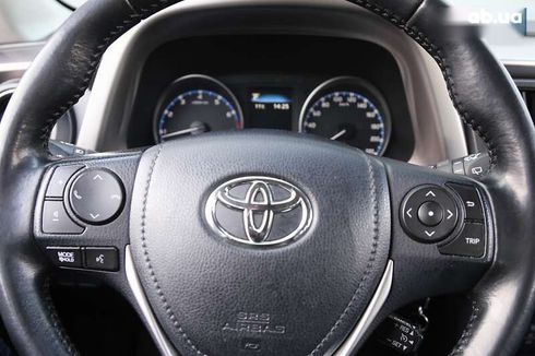 Toyota RAV4 2017 - фото 16