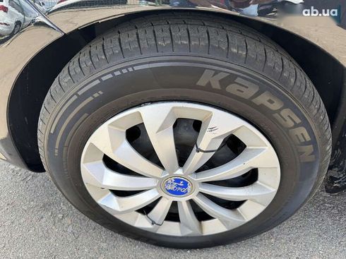Ford Fiesta 2011 - фото 10
