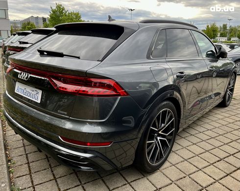 Audi Q8 2023 - фото 11