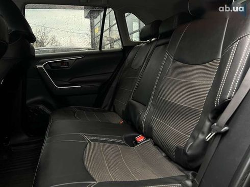 Toyota RAV4 2019 - фото 24