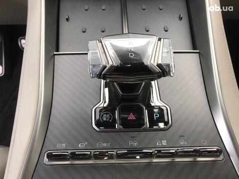 Denza Z9 2024 белый - фото 16