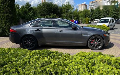 Jaguar XF 2017 - фото 8