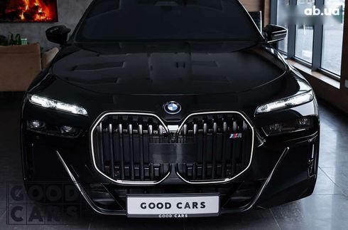 BMW 7 серия 2024 - фото 10