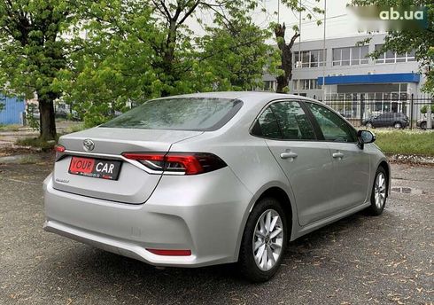 Toyota Corolla 2020 - фото 18