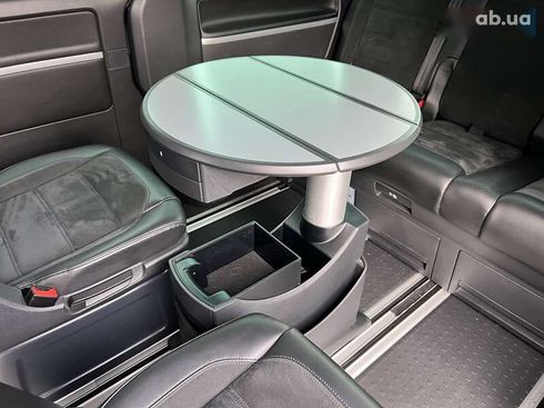 Volkswagen Multivan 2015 - фото 21