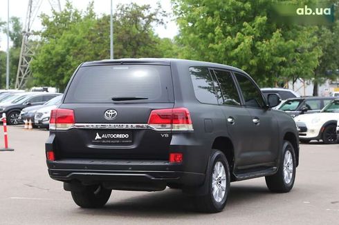 Toyota Land Cruiser 2011 - фото 4