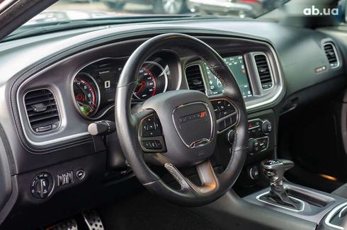 Dodge Charger 2020 - фото 22