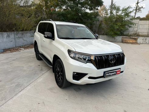 Toyota Land Cruiser Prado 2020 белый - фото 4