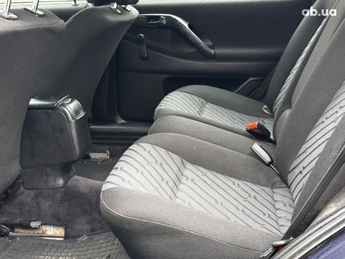 Volkswagen passat b4 1996 синий - фото 22
