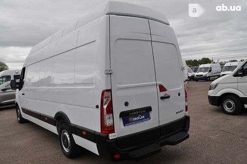 Renault Master 2020 - фото 16