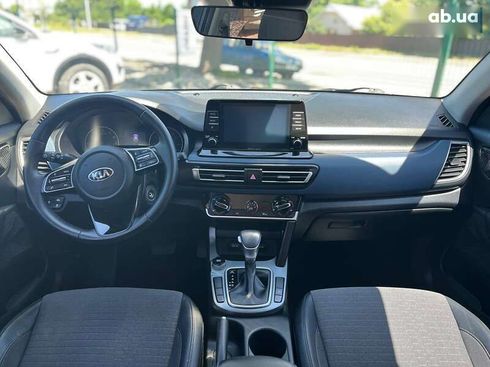 Kia Seltos 2021 - фото 10