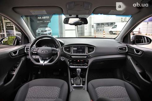 Hyundai Ioniq 2019 - фото 12