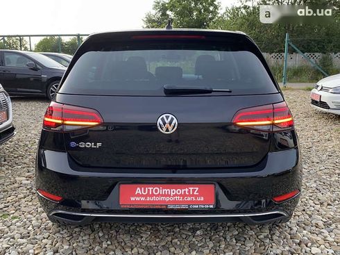 Volkswagen e-Golf 2020 - фото 21