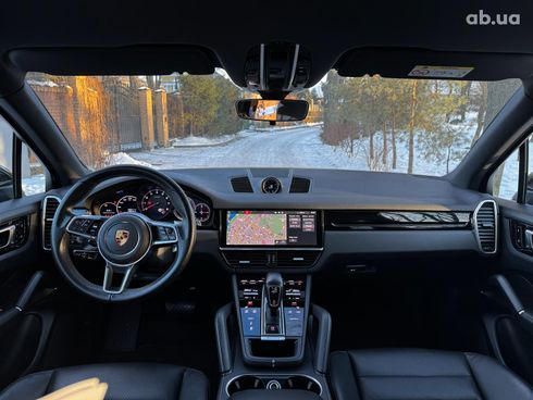 Porsche Cayenne 2020 черный - фото 37