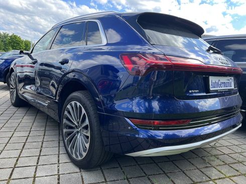 Audi E-Tron 2022 - фото 9