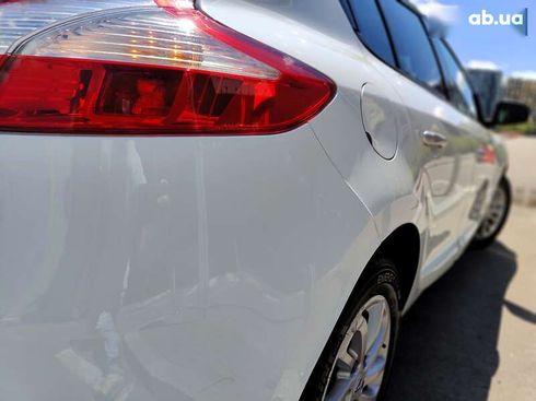Renault Megane 2013 - фото 17