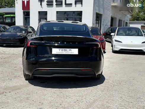 Tesla Model 3 2024 - фото 18