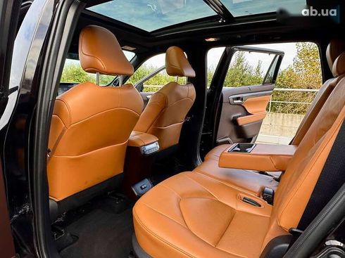 Toyota Highlander 2021 - фото 25