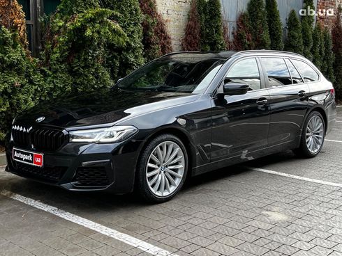 BMW 5 серия 2020 черный - фото 34