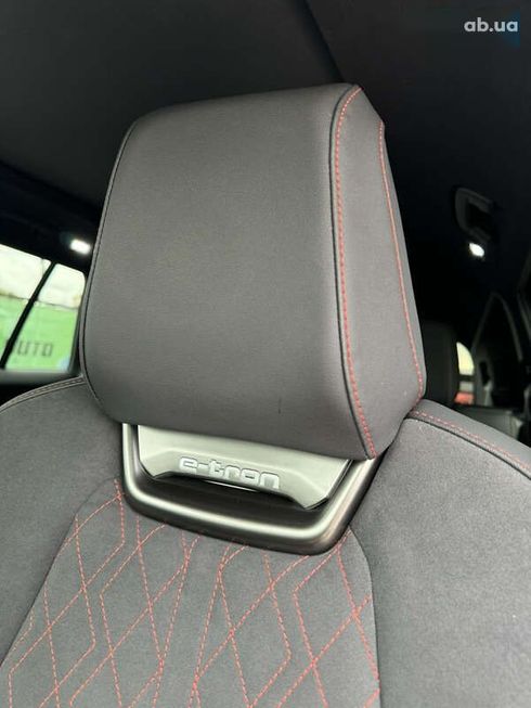Audi Q5 e-tron 2022 - фото 19