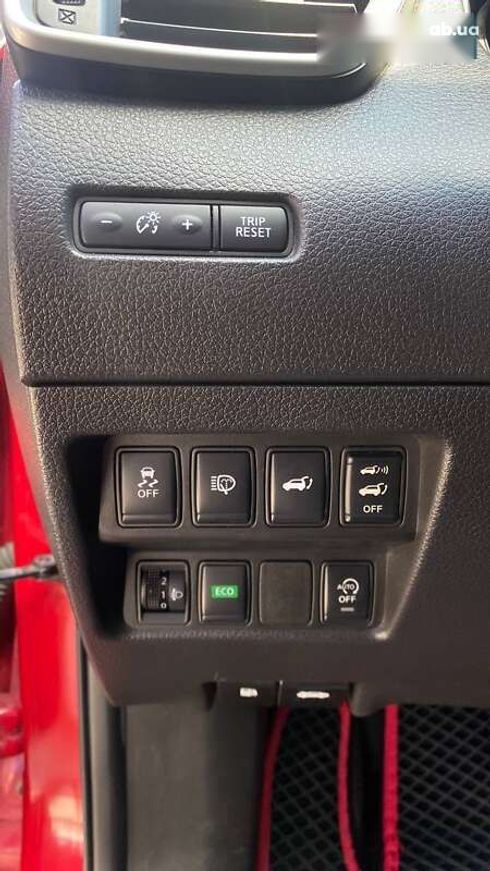 Nissan X-Trail 2017 - фото 19