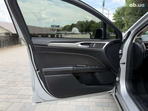 Ford Fusion 2018 - фото 12