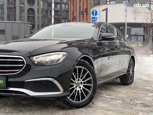 Mercedes-Benz E-Класс 2020 - фото 6