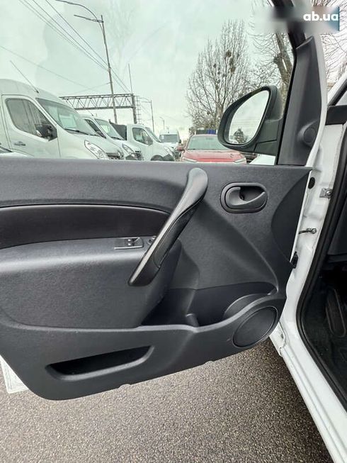 Renault Kangoo 2021 - фото 12